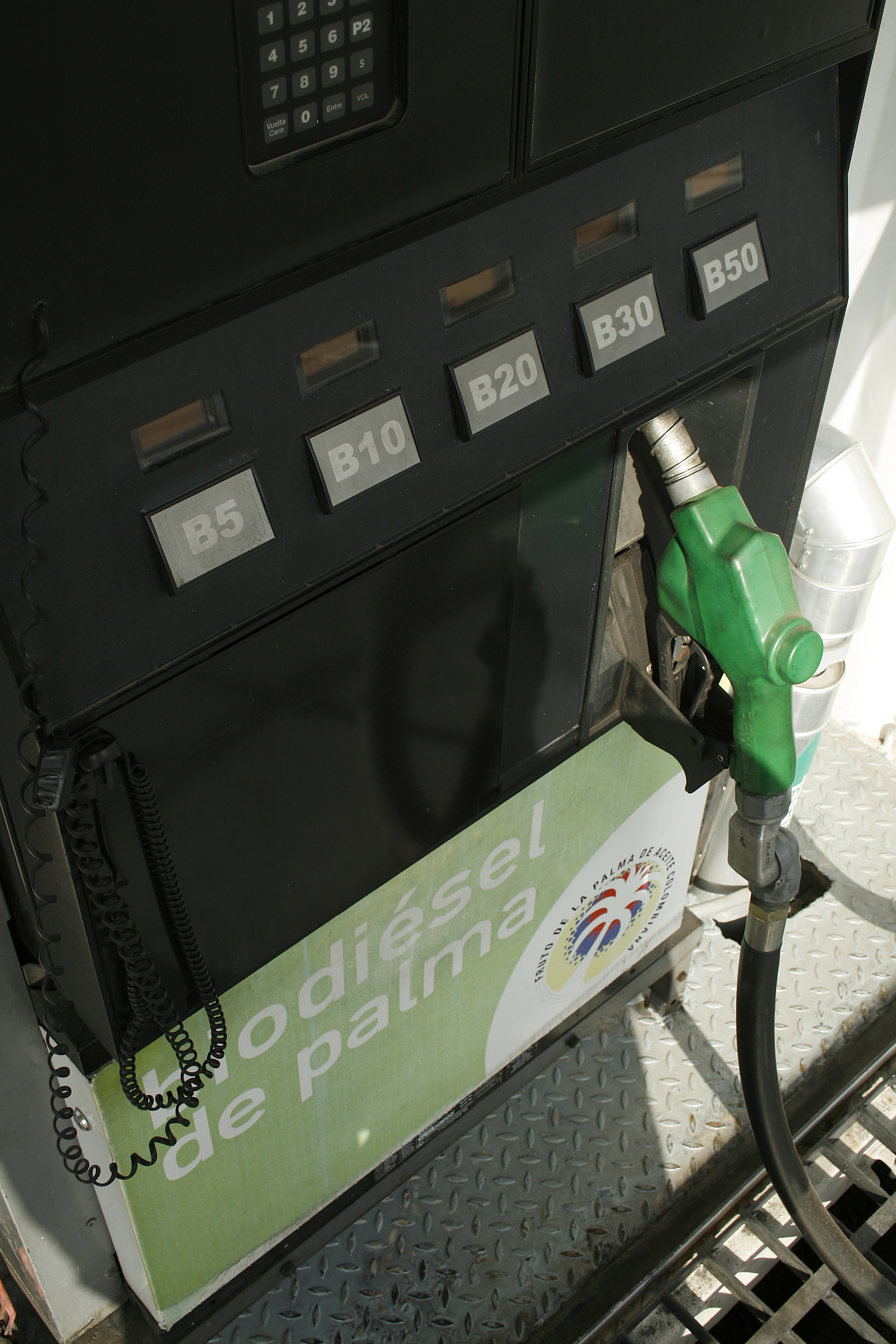 SURTIDOR MEZCLAS BIODIESEL 1